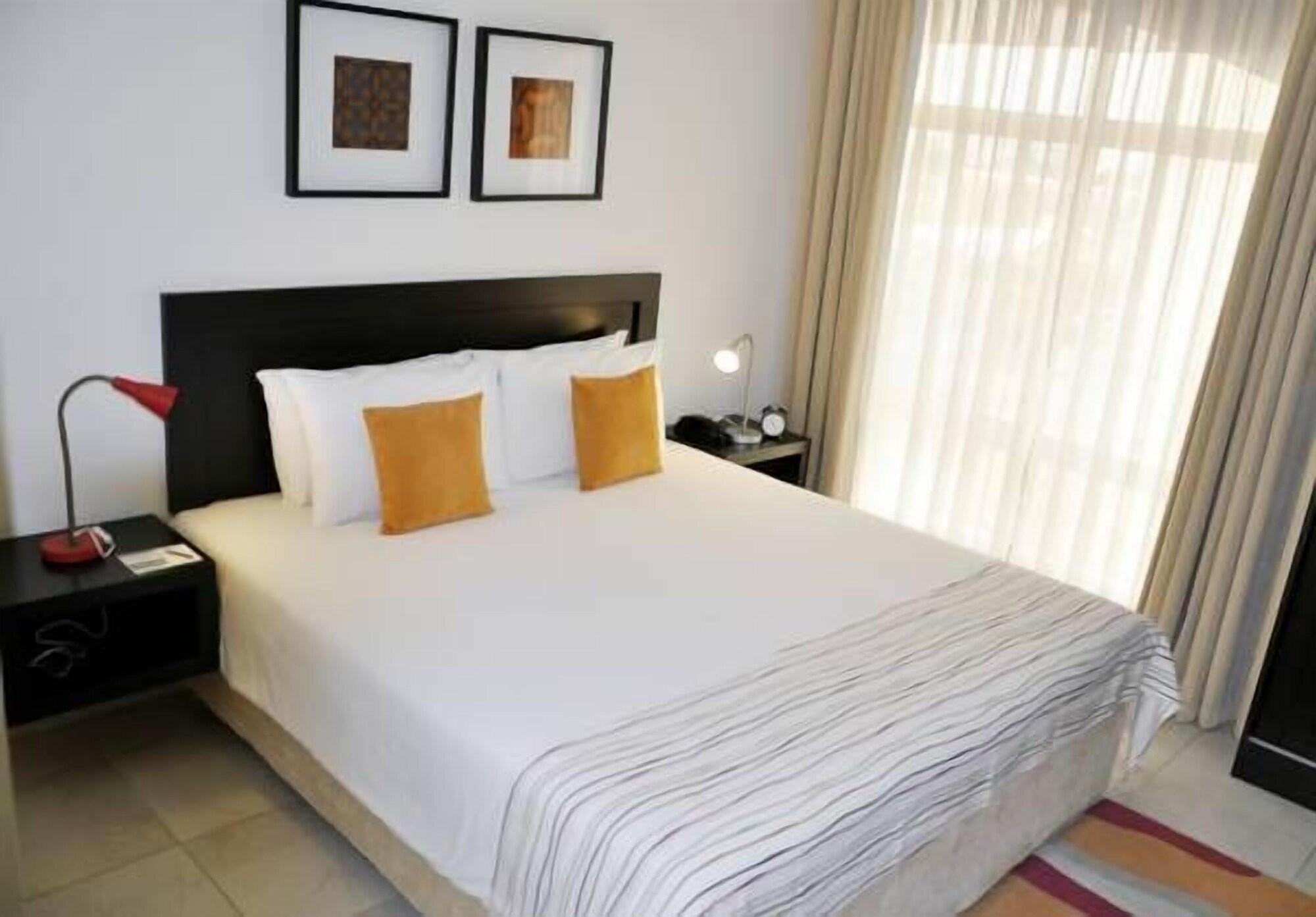 Midan Hotel Suites Muscat Eksteriør billede