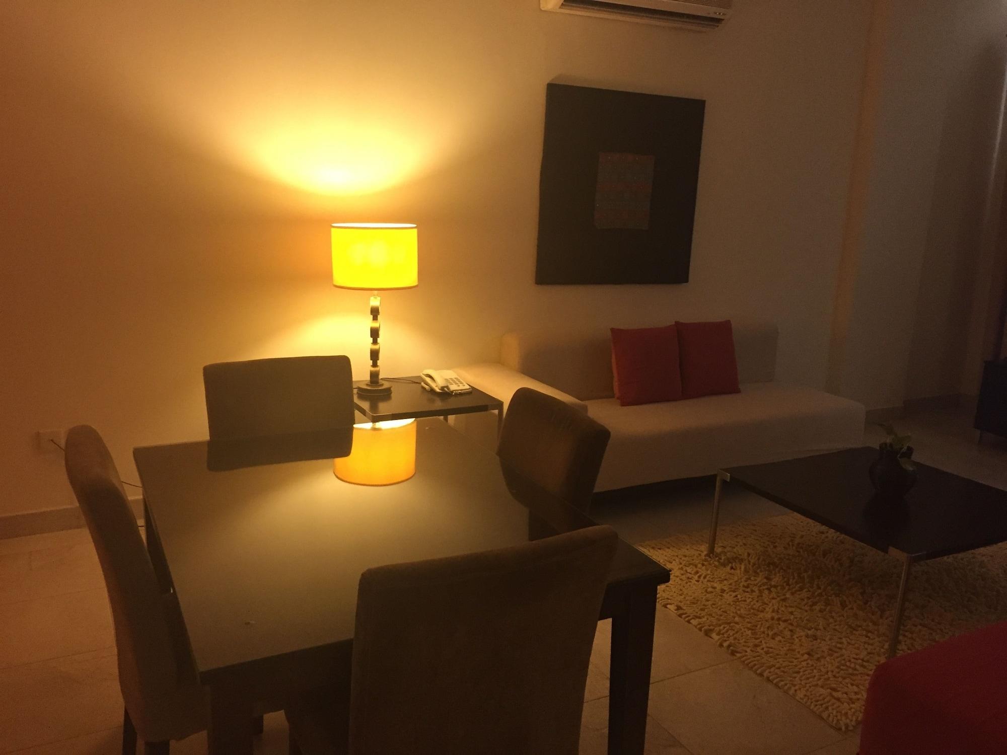 Midan Hotel Suites Muscat Eksteriør billede