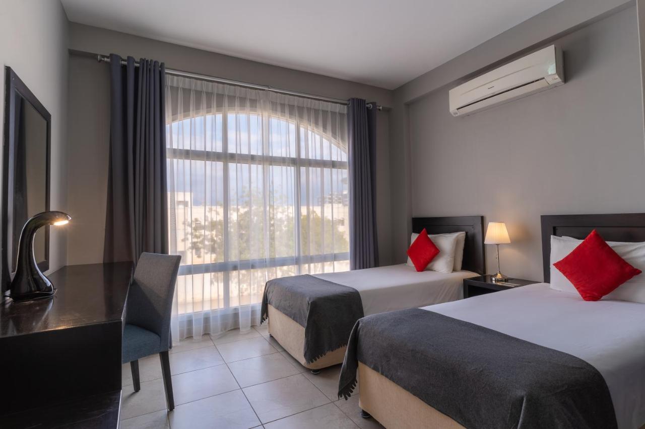Midan Hotel Suites Muscat Eksteriør billede